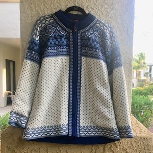 NWOT Unisex Windfjord Wool Fully Lined Sweater